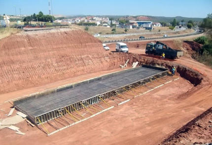 Obra Fábrica Autovía del sur A-4. Carboneros (Jaén). Armado